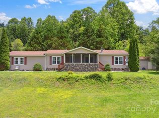 152 Lantana Dr, Sylva, NC 28779