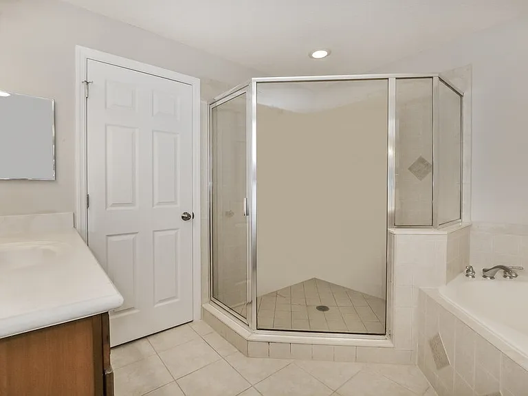 1304 Travertine Ter — Photo 13