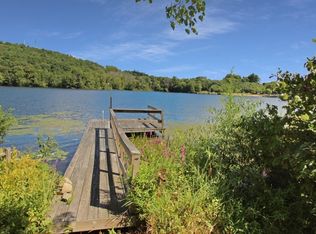 79 Whitehall Rd, Amesbury, MA 01913