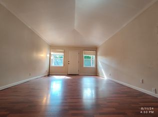 8138 32nd Ave SW, Seattle, WA 98126