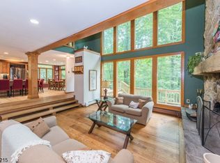 33 Stephens Mill Rd, Hackettstown, NJ 07840