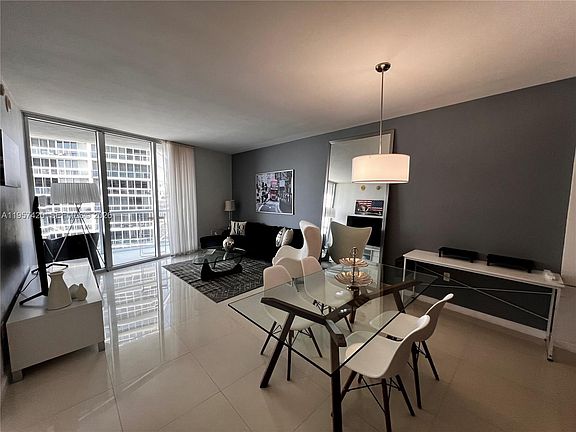 4th image of 475 Brickell Ave APT 4511