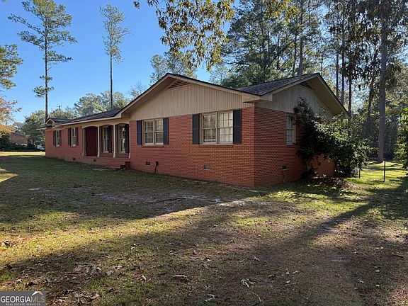 3rd image of 172 Trinity Rd