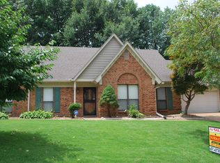 3861 Regency Oaks Dr, Memphis, TN 38135