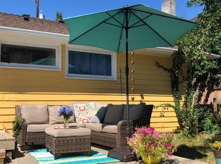 121 N 59th St, Seattle, WA 98103