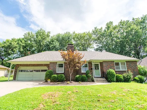 310 Jones Ave, Warrensburg, MO 64093