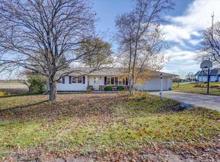 3776 N Point Rd, Middleton, WI 53562