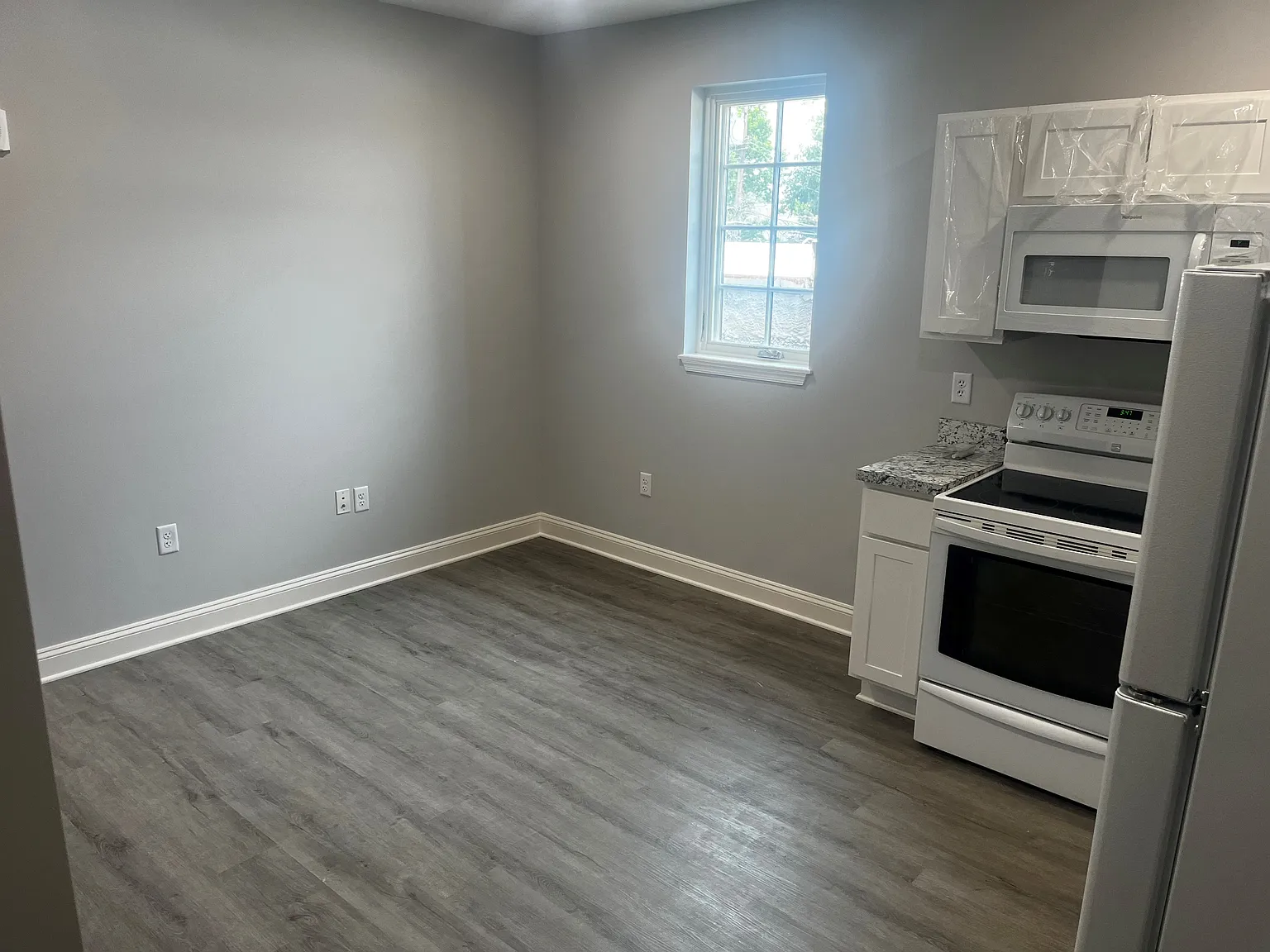 1 bed, 600 sqft, $1,400 — Photo 4