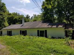 212 Zieber Rd, Spring City, PA 19475