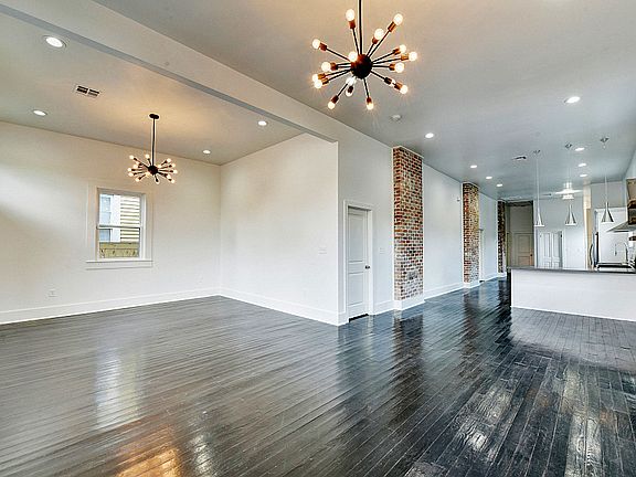 3rd image of 2477 N Claiborne Ave