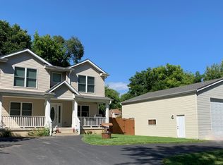 25120 W Circle Ave, Antioch, IL 60002