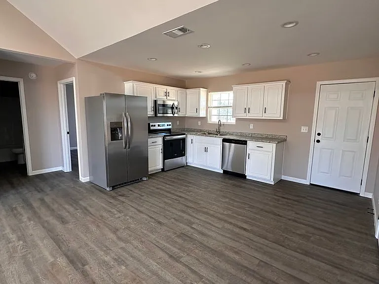 1228 Orange St — Photo 18