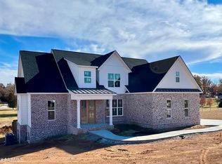 5312 Rodeo Ridge Ln, Seymour, TN 37865