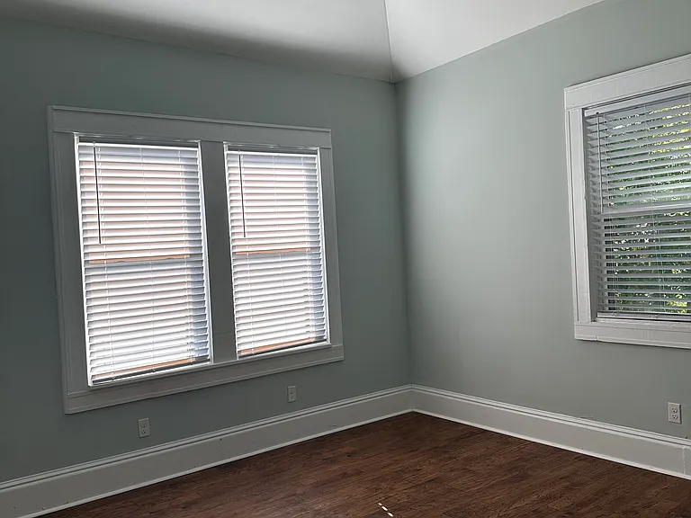 520 S Church St — Photo 9