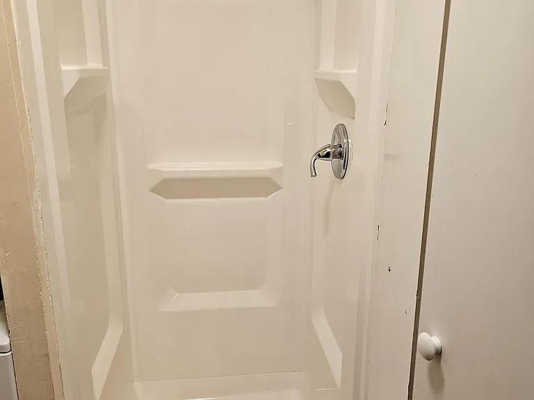 28 E Pall Mall St — Photo 15
