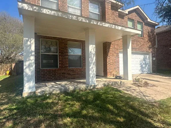 608 Condor Trl, Saginaw, TX 76131