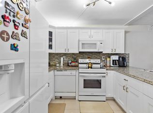 9300 SW 8th St #102, Boca Raton, FL 33428