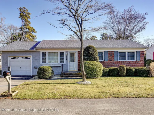901 Cable Avenue, Beachwood, NJ 08722