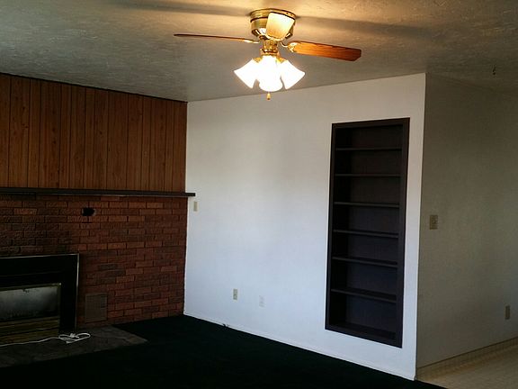 Living Room/bookcase