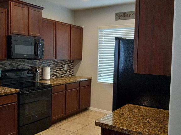 4th image of 41195 W Barcelona Dr