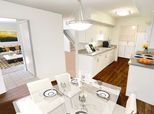 Foxpointe Townhomes, Farmington, MI 48331