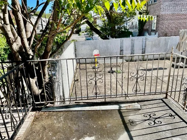 2964 Avenue T image 9 of 10