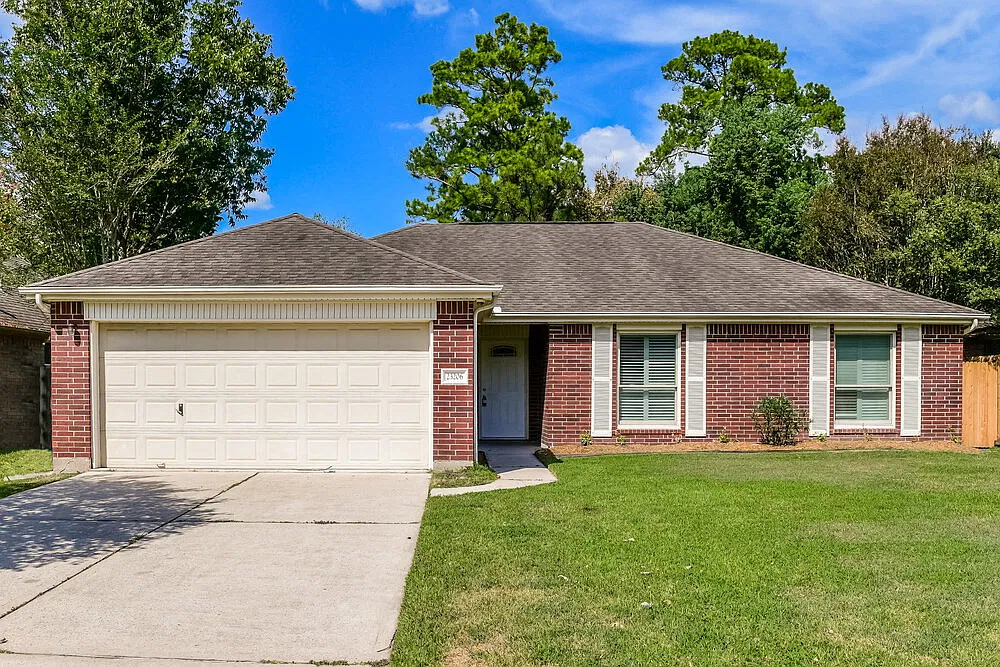 3 bed, 2.0 bath, 1475 sqft, $1,745 — Photo 1