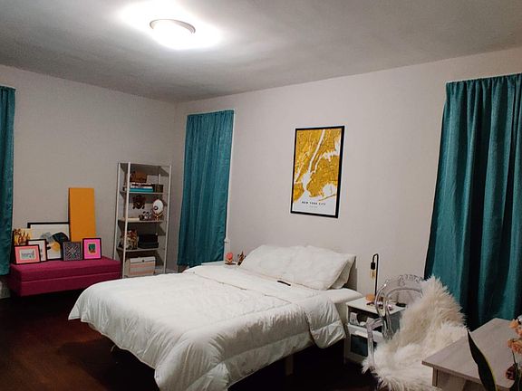 5th image of 15501 90th Ave APT 3R