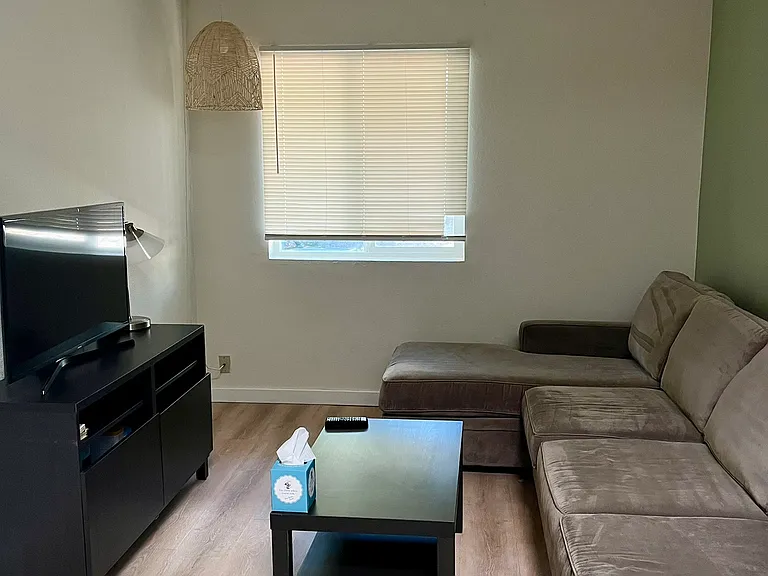 6401 Saint Nicholas Cir #20 — Photo 8