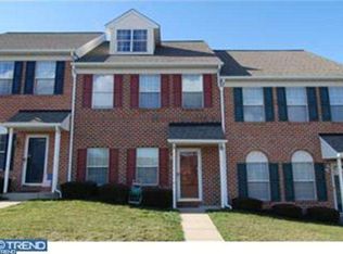 8 Ashfield Ct, Reading, PA 19607