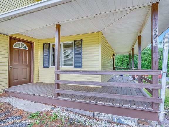 3rd image of 623 Hillside St