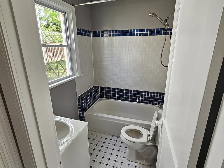 3902 Taylor Ave #1 — Photo 5