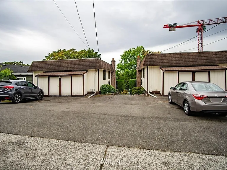 Parking and alley