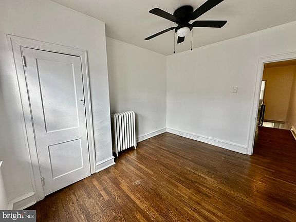 2nd image of 4720 Vista St