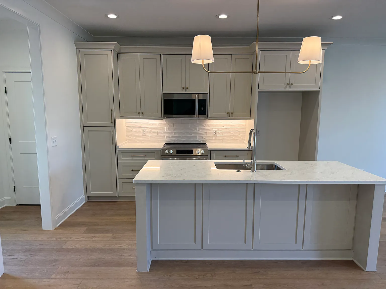 3 bed, 2.5 bath, 1622 sqft, $2,800 — Photo 4