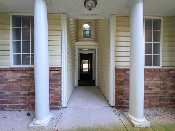 2nd image of 143-G Crane Dr. #143-G