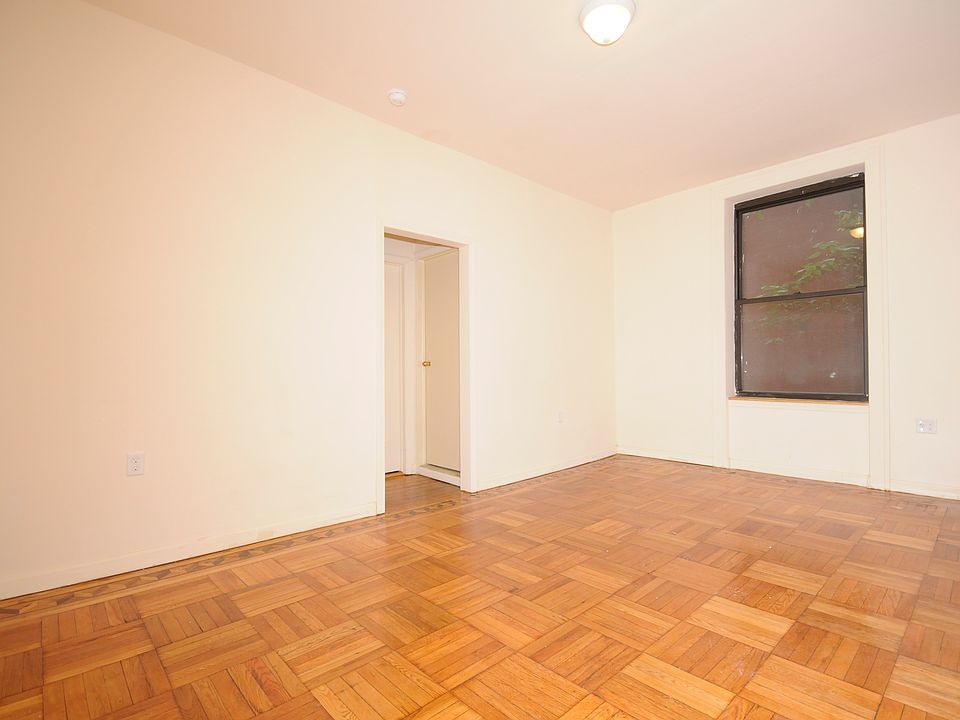 1st image of 500 Washington Ave APT 26