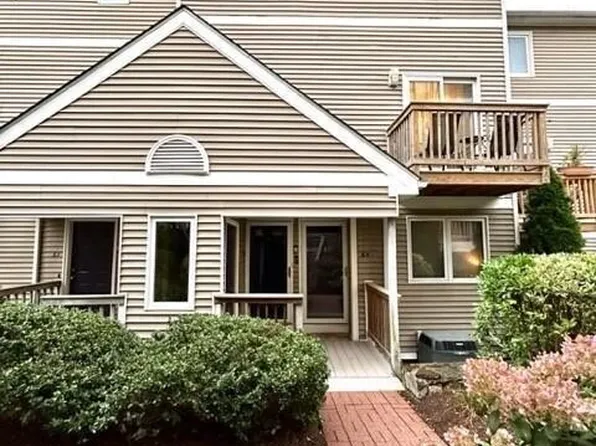 63 Glenrock Rd #63, Norwalk, CT 06850
