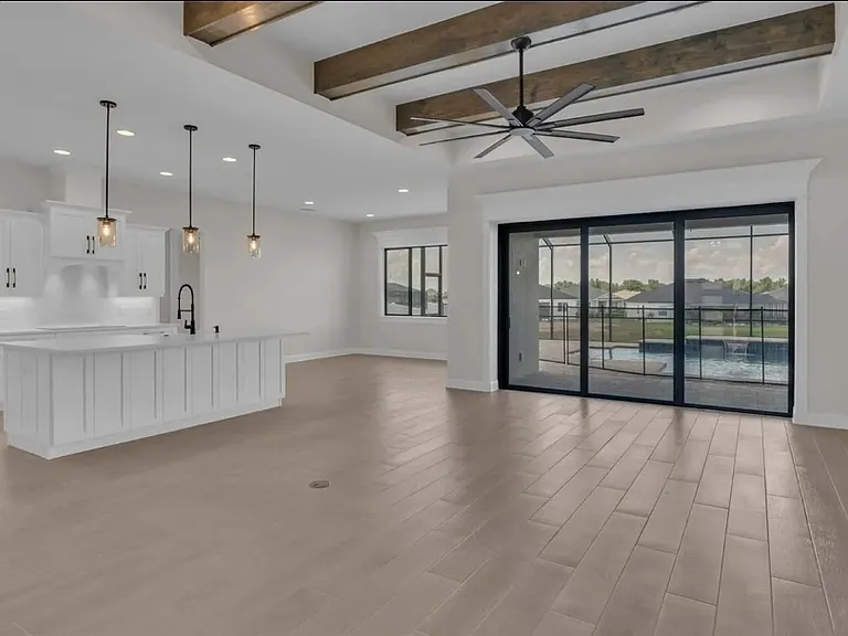 6980 Bentridge Dr — Photo 6