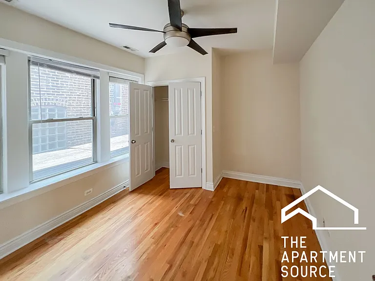 1214 W Waveland Ave #1 — Photo 6