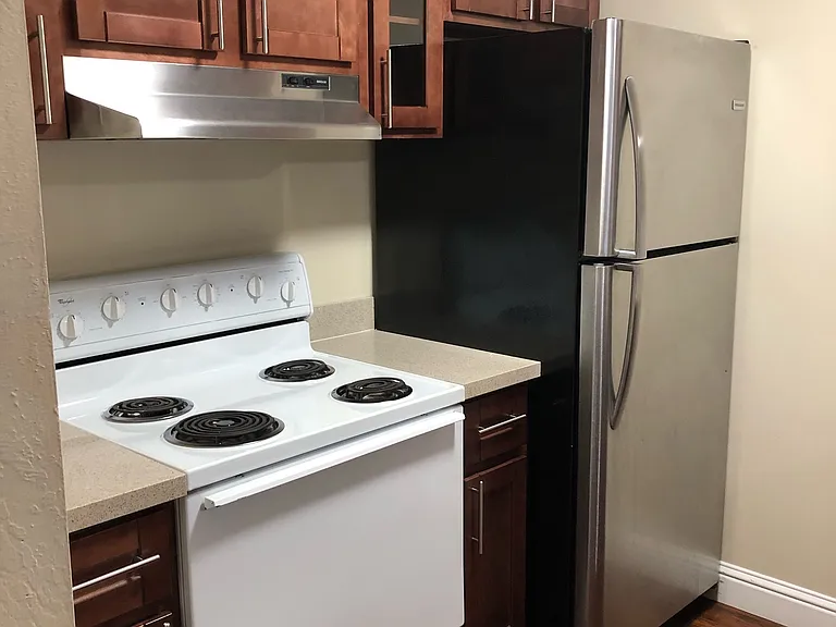 2732 Haste Street — Photo 37