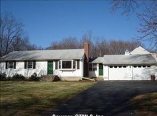 253 Huckleberry Hill Rd, Avon, CT 06001