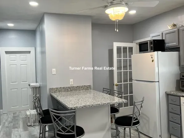 109 North St #1L, Medford, MA 02155