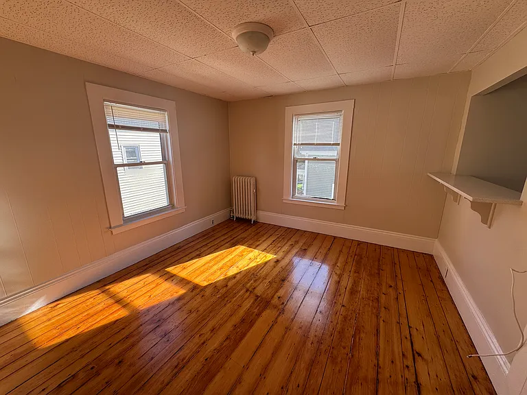 7 Balcomb St #2 — Photo 5