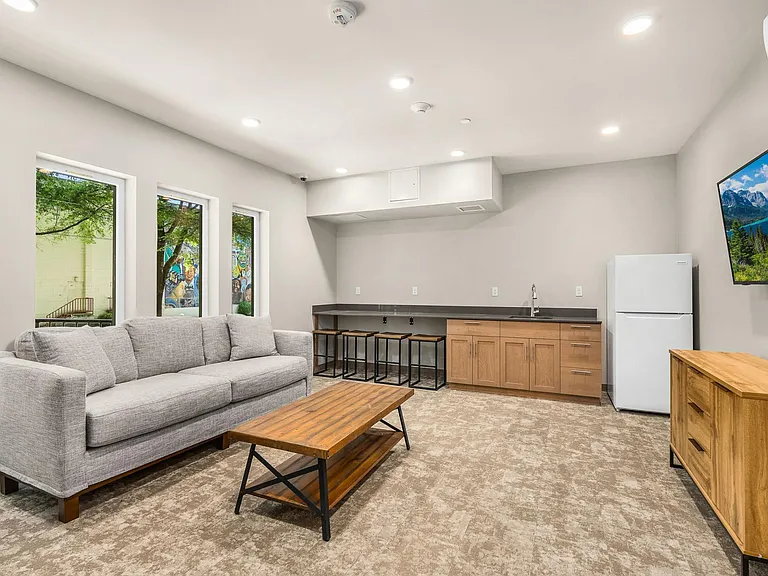 4029 Rainier Ave — Photo 21
