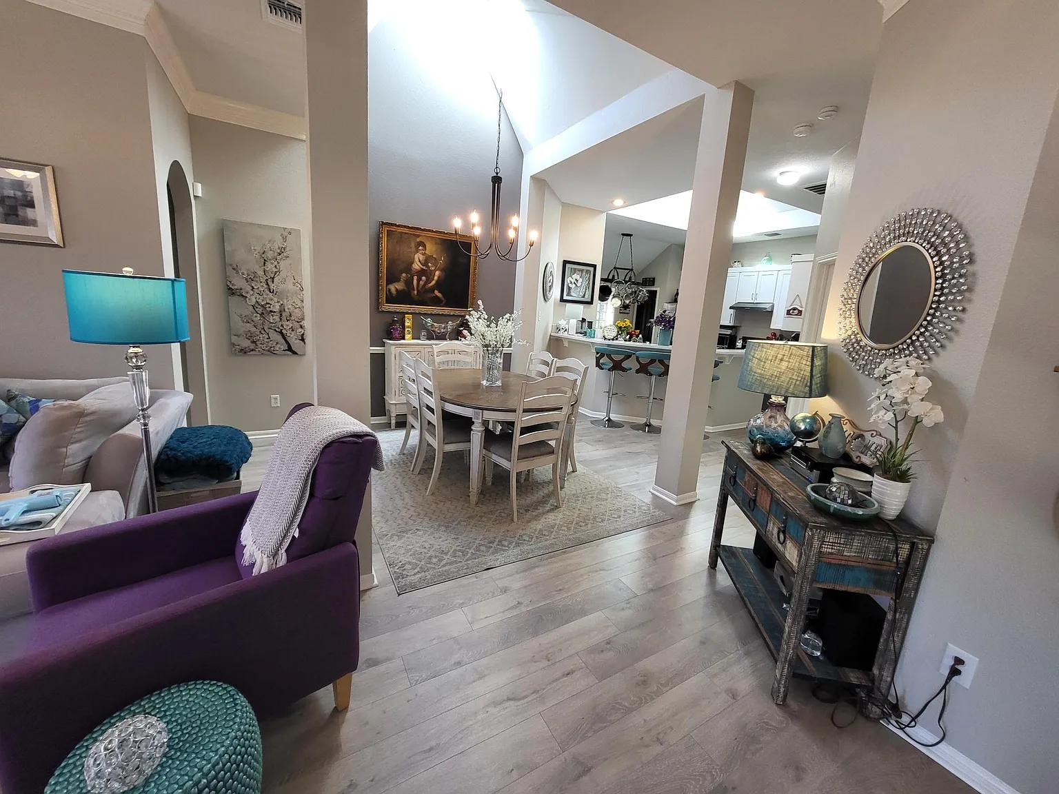3 bed, 1570 sqft, $3,000 — Photo 3