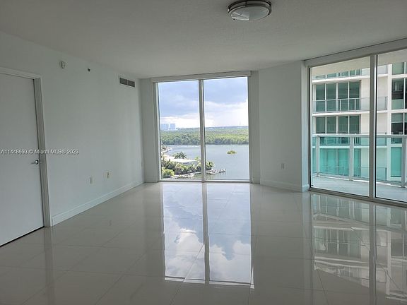 3rd image of 250 Sunny Isles Blvd #31404