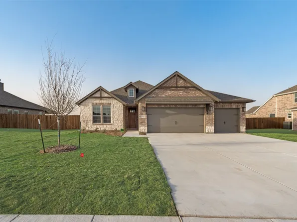 201 Pilot Dr, Caddo Mills, TX 75135