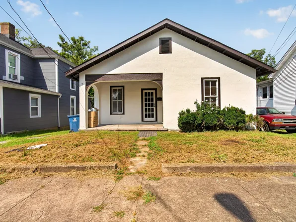 335 N 5th St, Danville, KY 40422