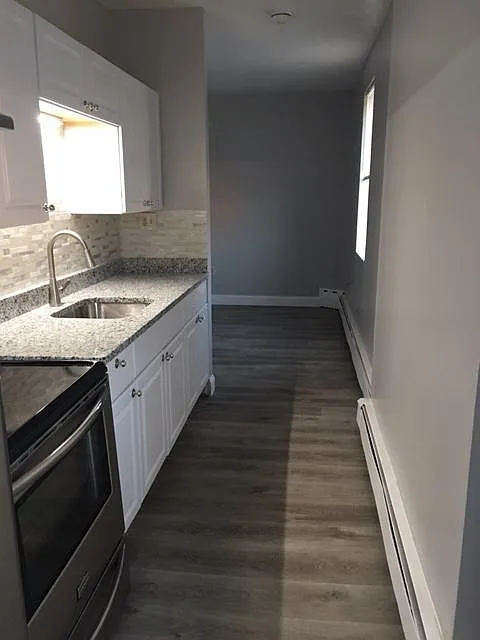 1 bed, 500 sqft, $1,500 — Photo 3